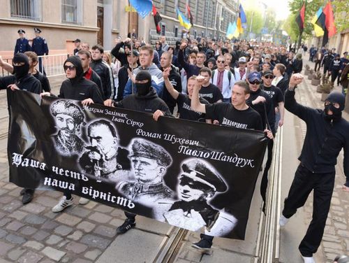 Шествие бандеровцев 9 мая во Львове